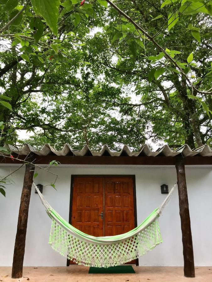 Casa A Beira Do Rio Jaguareguava Na Mata Atlantica Em Bertioga Spヴィラ エクステリア 写真