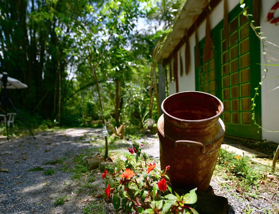 Casa A Beira Do Rio Jaguareguava Na Mata Atlantica Em Bertioga Spヴィラ エクステリア 写真